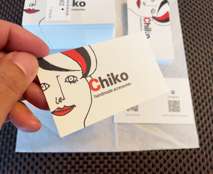 ハンドメイドアクセサリー制作・販売【chiko】様 ショップカード